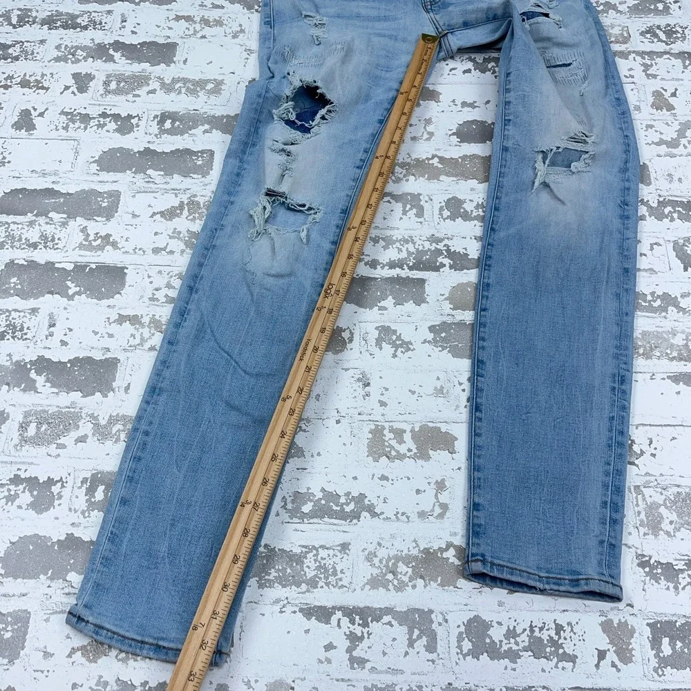 American Eagle Jeans Men 30x34 Athletic Skinny Fit Light Wash Faded Holes Ripped